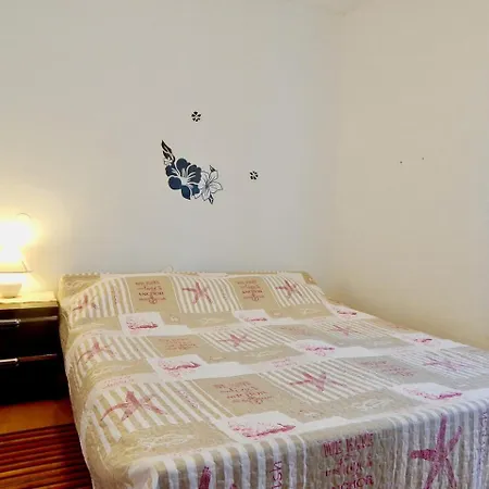 Lovley Rural With Garden Guest house